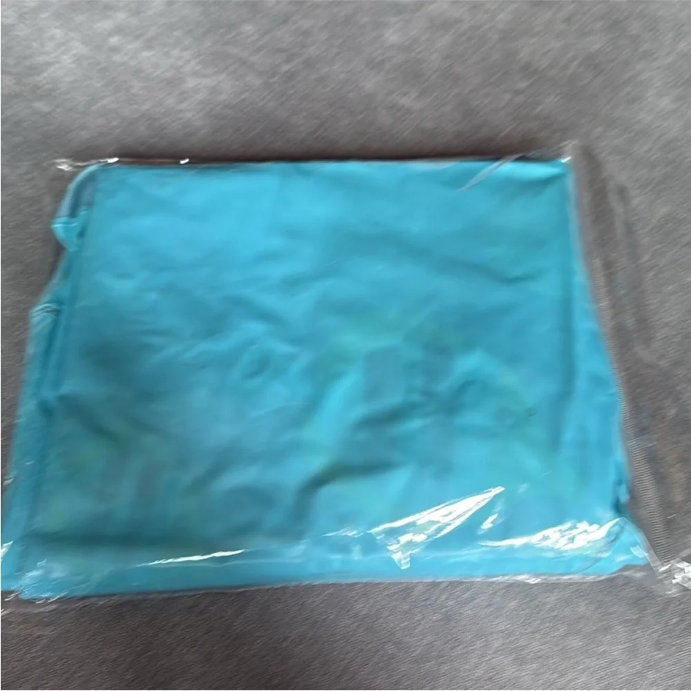 Interactive Cooling Mat for Cats - Water Sensory Pet Cooling Mat - Picture 4 of 4